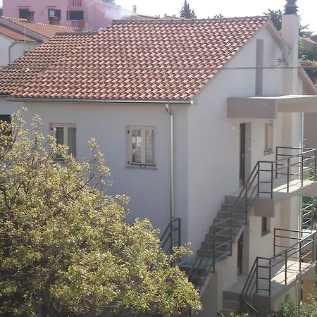 Marta Apartment