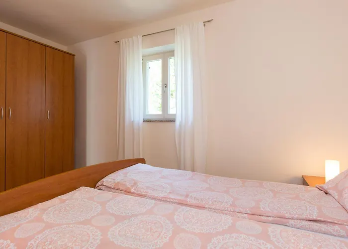 Appartamento Marta Krk Town